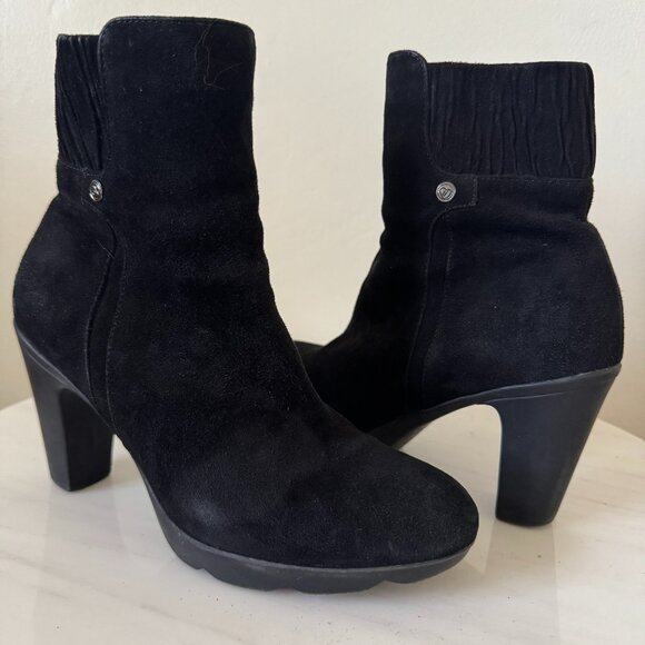 Blondo Loann Ankle Booties, AquaProtect Black Suede, Size 7.5 - Picture 1 of 15